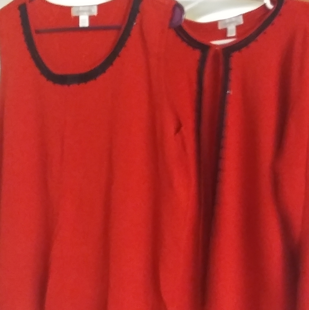 Holiday red sweater knit Twin set (sz18)